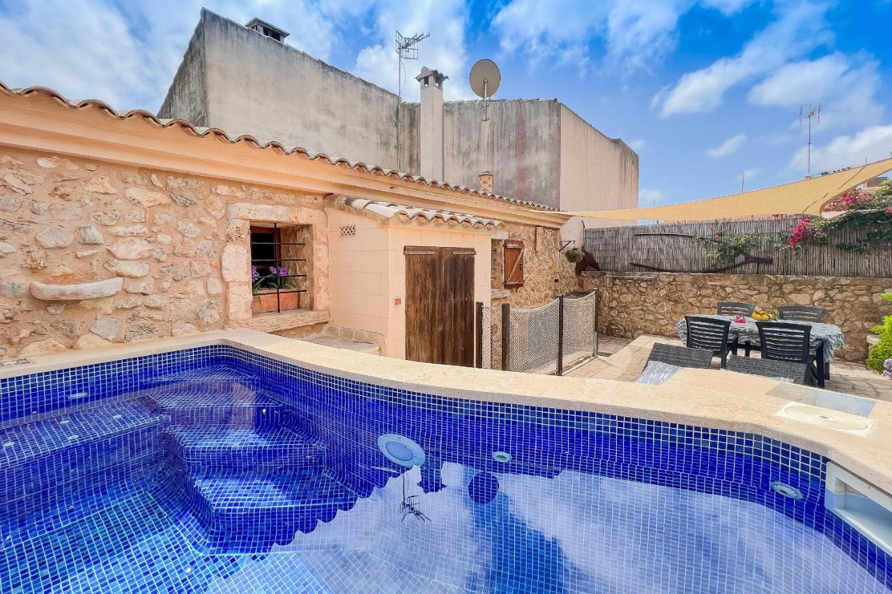Xesquet Villa *